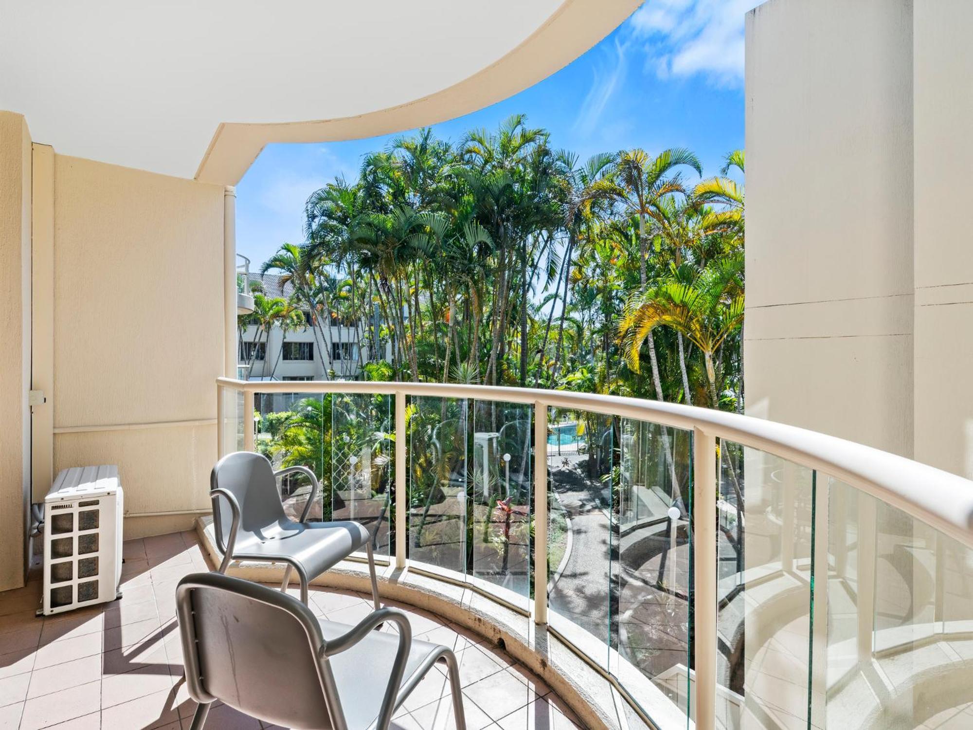 Miami Beachside Holiday Apartments Gold Coast Exterior photo